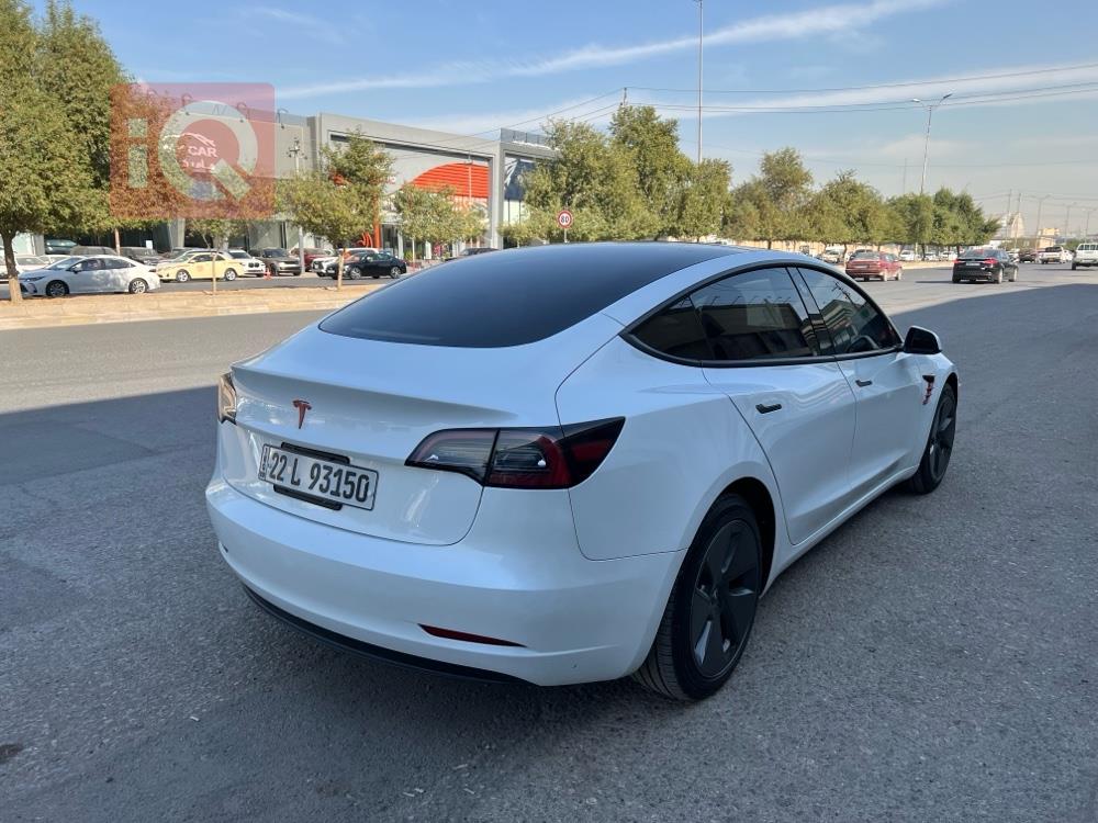 تسلا موديل 3